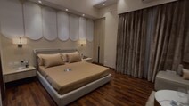 Saya South X - Biztop Business Class Suites -